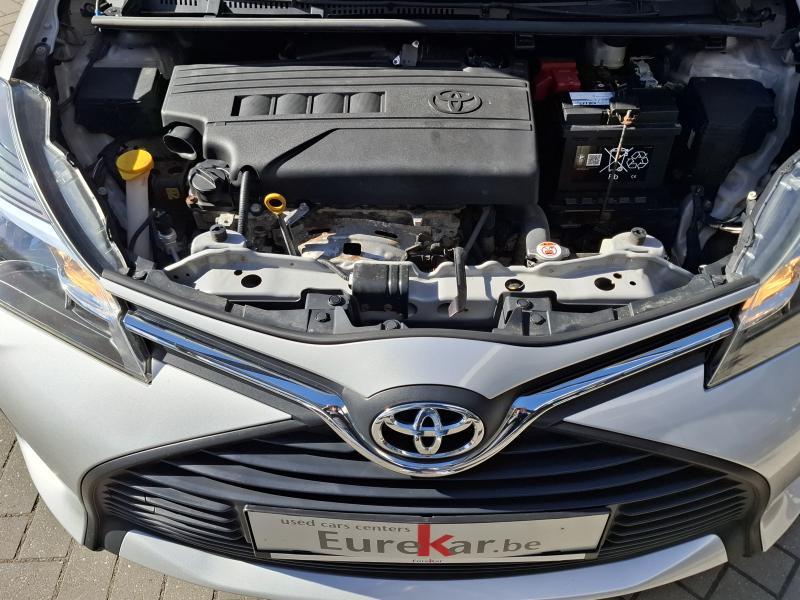 Toyota Yaris 1.33 VVT-i LIVE - photo 16