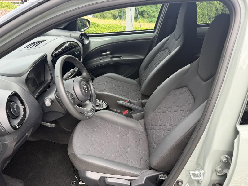 Toyota Aygo X 1.0 VVT-I CVT Air Envy - photo 13