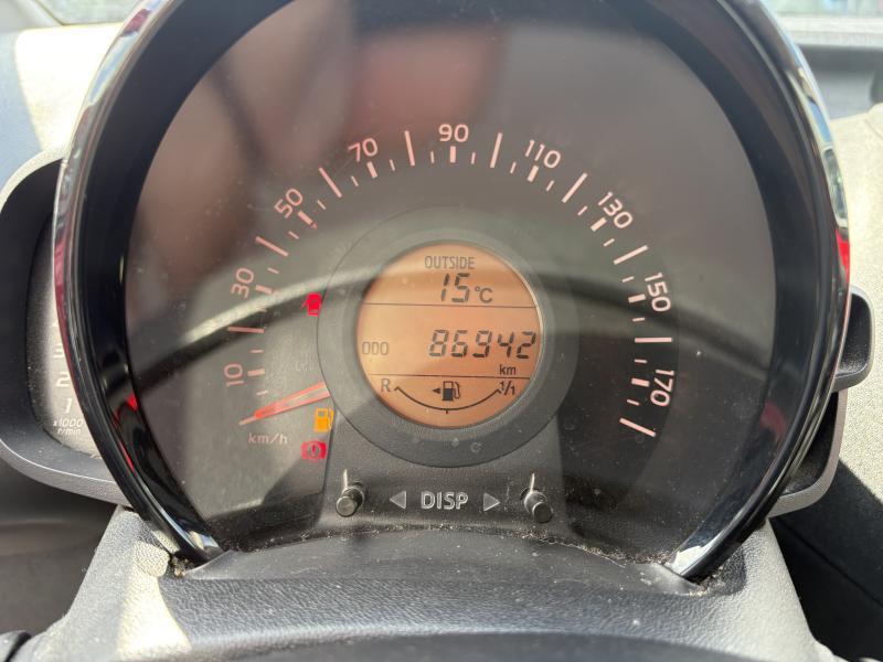 Toyota Aygo 1.0 VVT-I X PLAY - photo 7