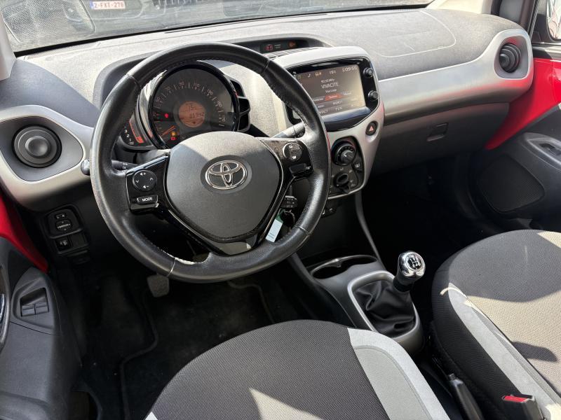 Toyota Aygo 1.0 VVT-I X PLAY - photo 12