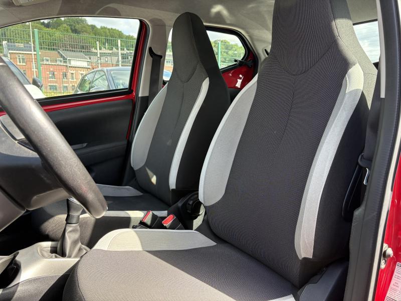 Toyota Aygo 1.0 VVT-I X PLAY - photo 15
