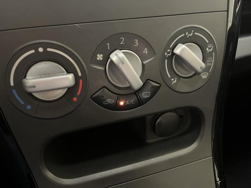 Suzuki Splash 1.0i - photo 11