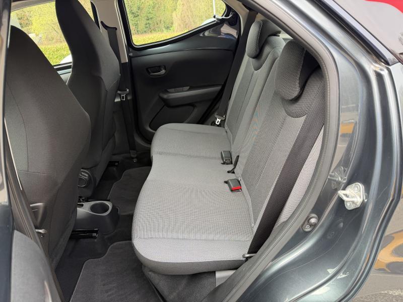 Toyota Aygo 1.0 VVT-I X-PLAY - photo 14