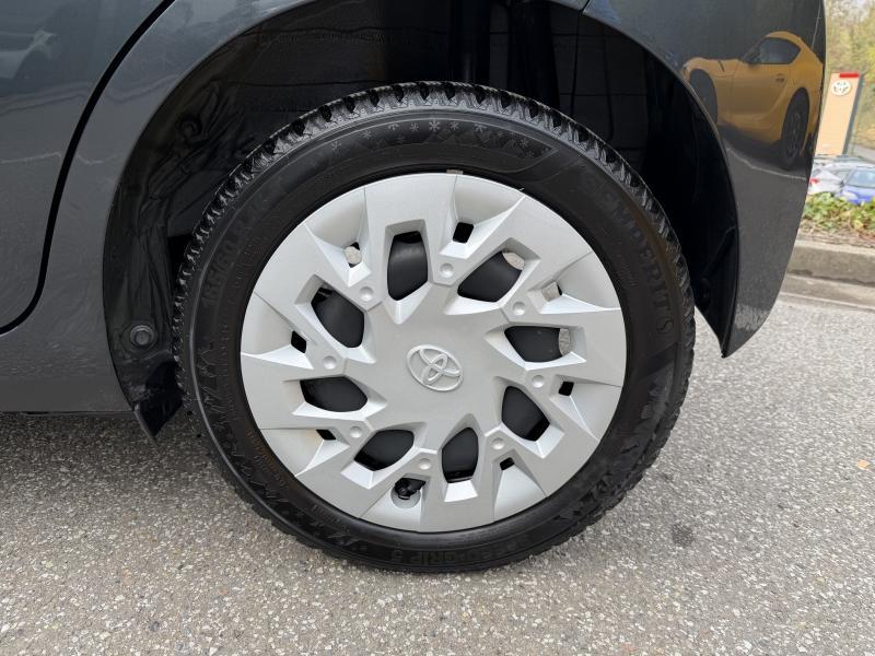 Toyota Aygo 1.0 VVT-I X-PLAY - photo 17