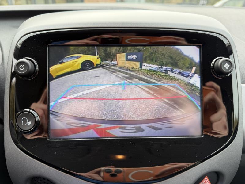 Toyota Aygo 1.0 VVT-I X-PLAY - photo 9