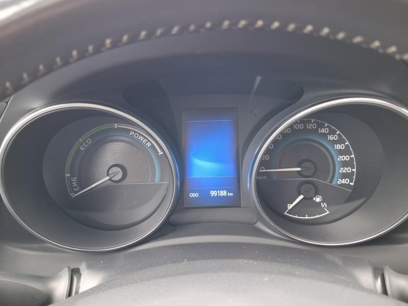 Toyota Auris 1.8 HYBRID COMFORT - photo 6
