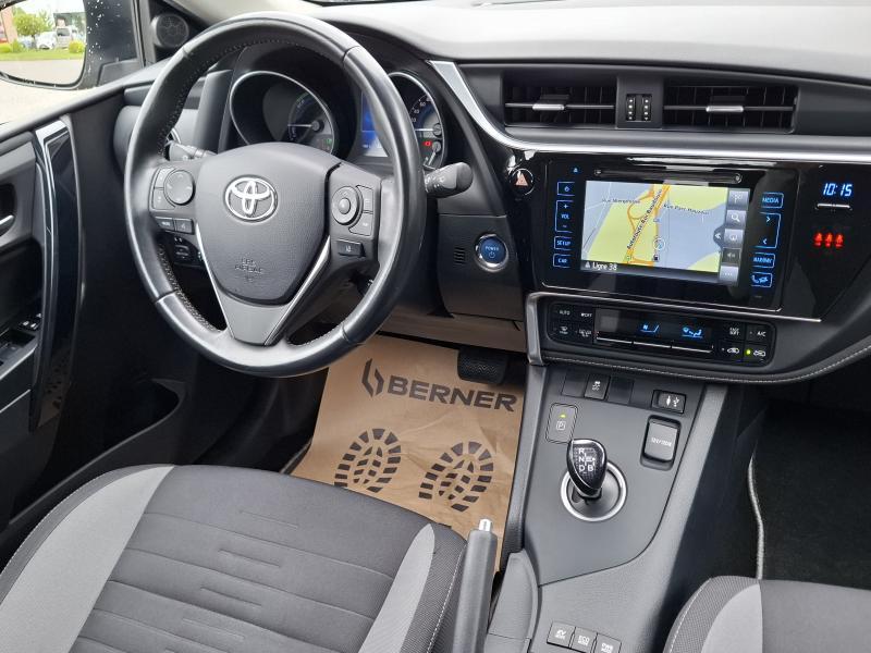 Toyota Auris 1.8 HYBRID COMFORT - photo 14