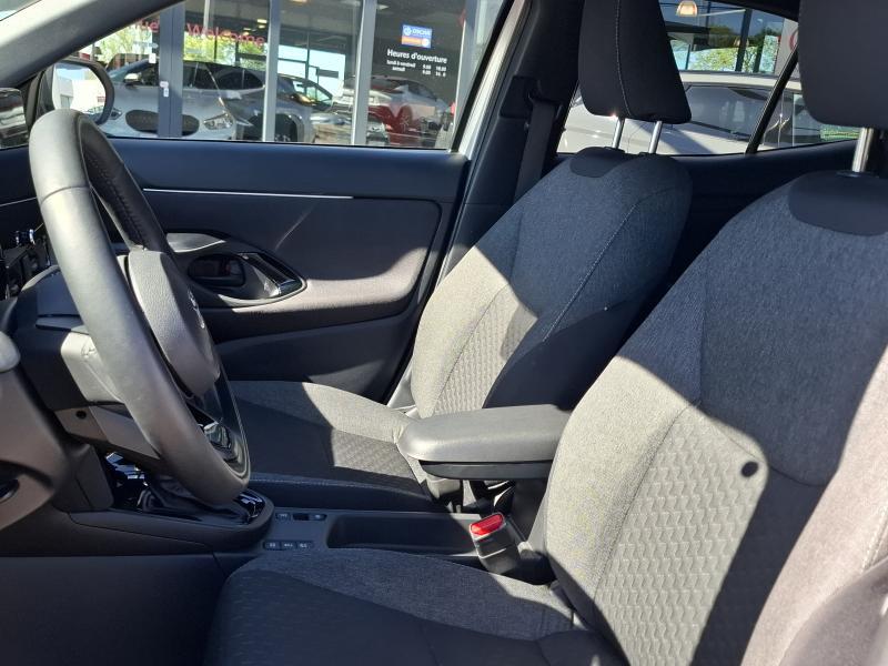 Toyota Yaris Cross 1.5 HYBRID - photo 11