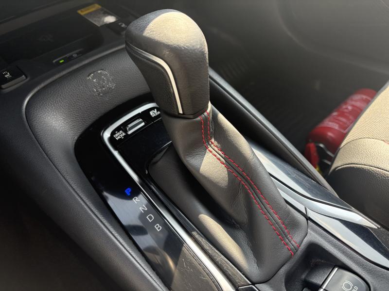 Toyota Corolla TS 1.8 électrique essence - photo 9