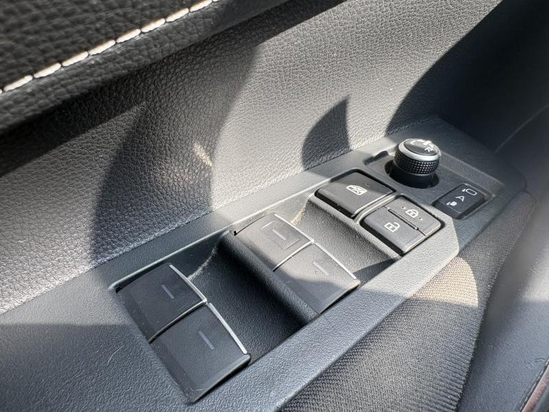 Toyota Corolla TS 1.8 électrique essence - photo 18