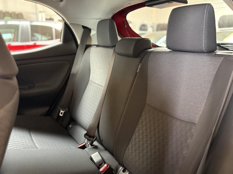 Toyota Yaris 1.5 HYBRID ICONIC - photo 19