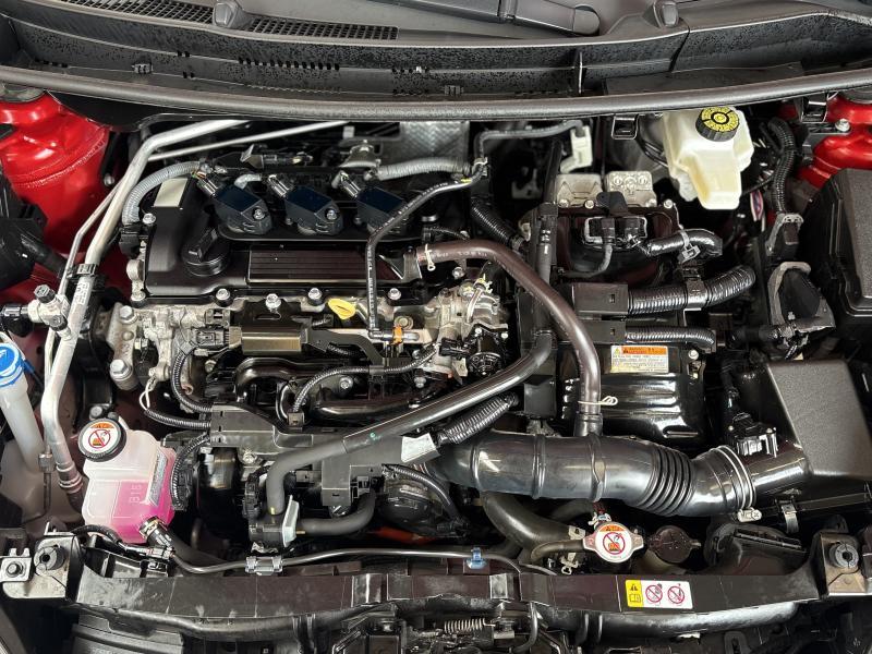 Toyota Yaris 1.5 HYBRID ICONIC - photo 23