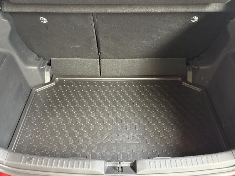 Toyota Yaris 1.5 HYBRID ICONIC - photo 21