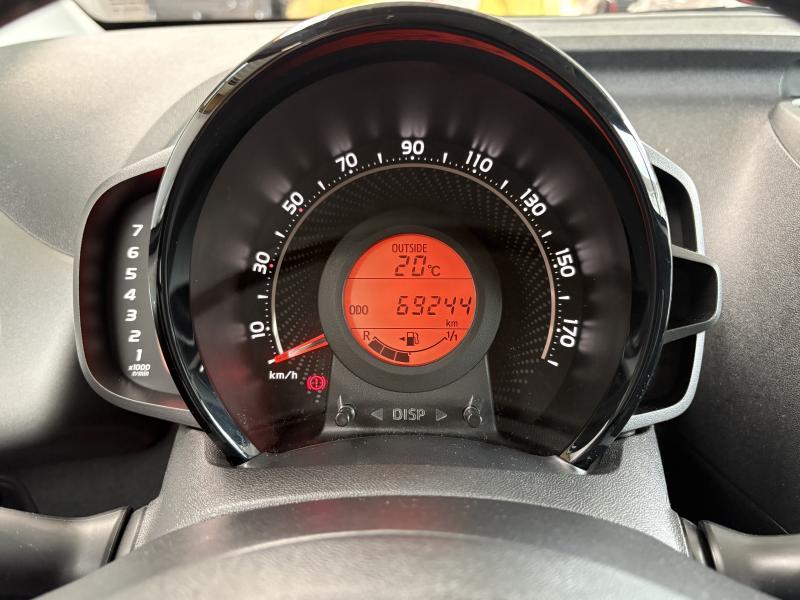 Toyota Aygo 1.0 VVT-i X-play2 - photo 7