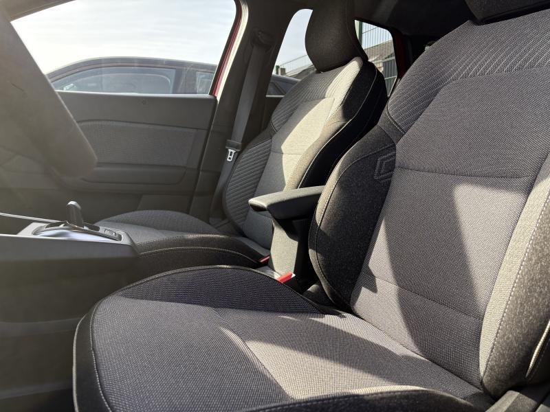 Renault Captur - photo 16