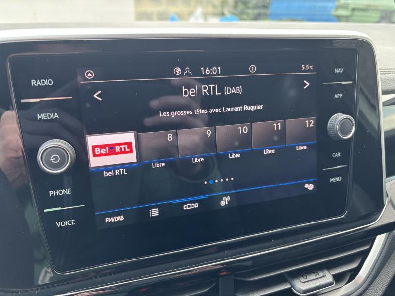 Volkswagen T-Roc 1.5 TSI DSG R-LINE - photo 10