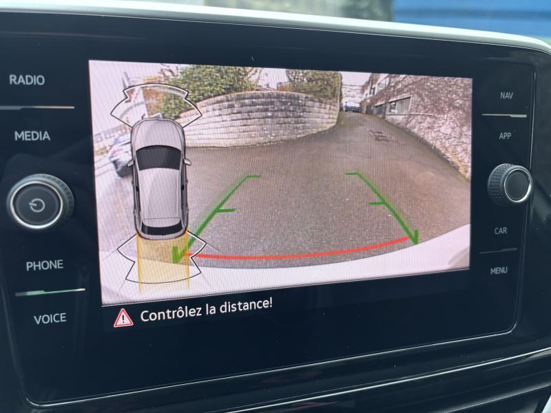 Volkswagen T-Roc 1.5 TSI DSG R-LINE - photo 14