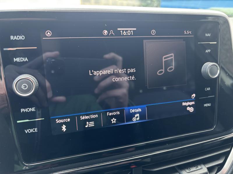 Volkswagen T-Roc 1.5 TSI DSG R-LINE - photo 11