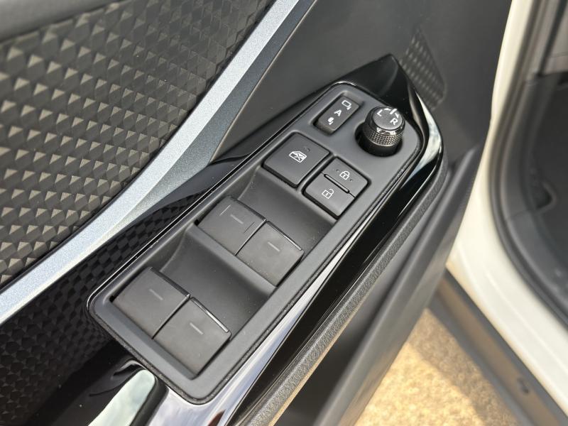 Toyota C-HR 1.8 Hybrid C-LUB BI-TONE - photo 16