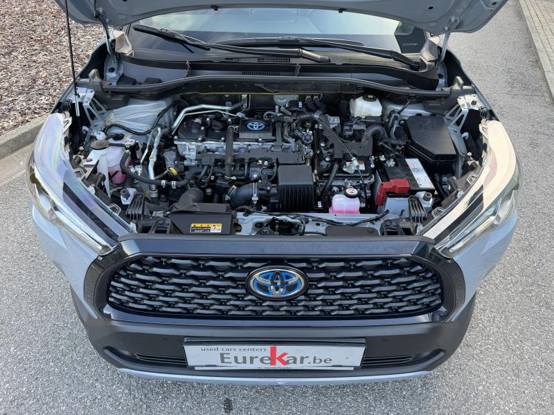 Toyota Corolla Cross 1.8 Hybrid DYNAMIC - photo 18