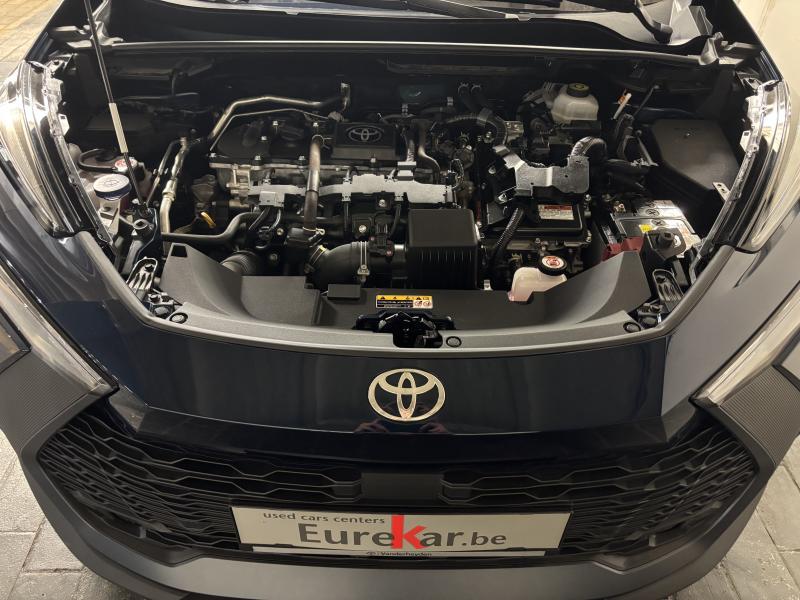 Toyota C-HR 1.8 Hybrid Dynamic Plus Mono- - photo 17