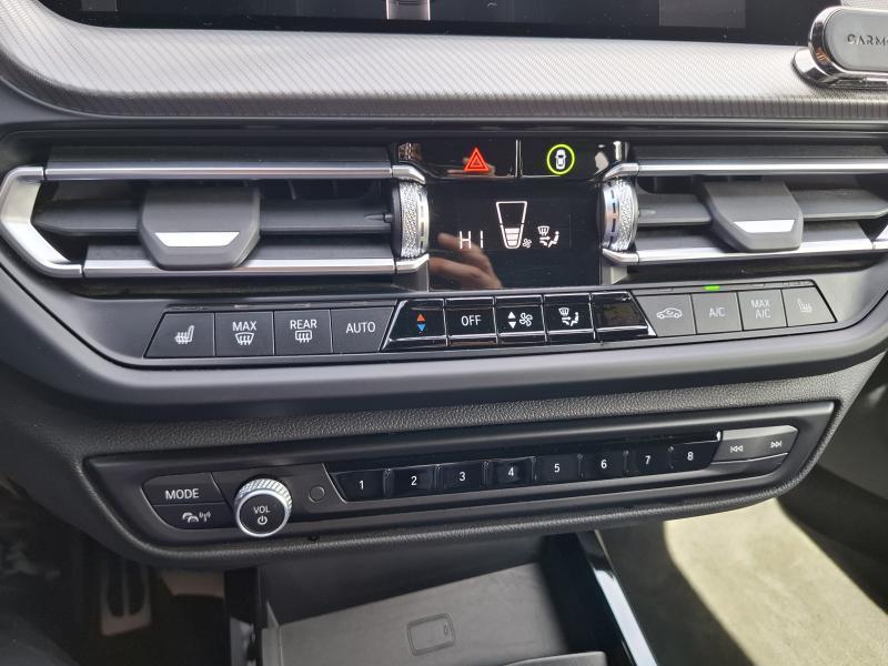 BMW Serie 2 218 1.5i PACK M BOITE AUTO - photo 9