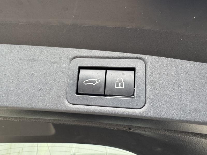 Toyota Corolla TS 1.8 HYBRID PREMIUM - photo 20