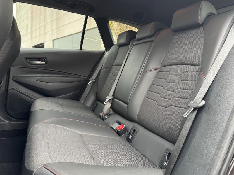 Toyota Corolla TS 1.8 HYBRID PREMIUM - photo 17