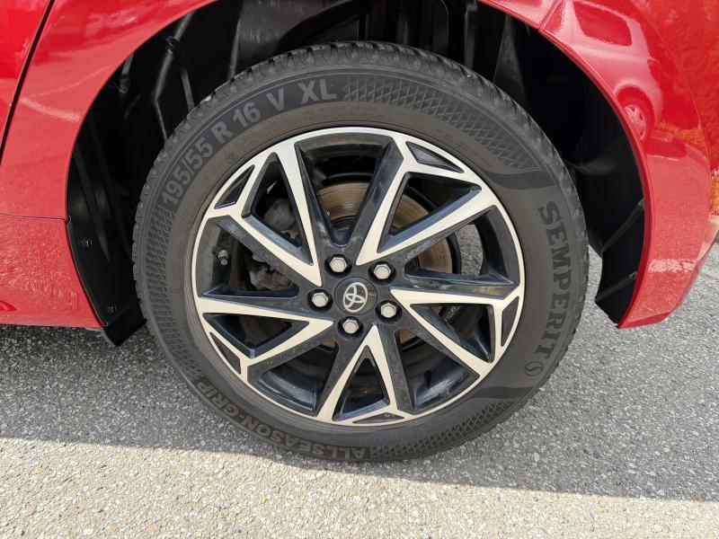 Toyota Yaris 1.5 Hybrid e-CVT ICONIC - photo 17