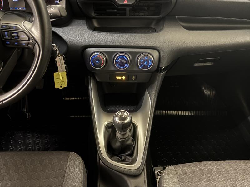 Toyota Yaris 1.5 VVT-i - photo 14