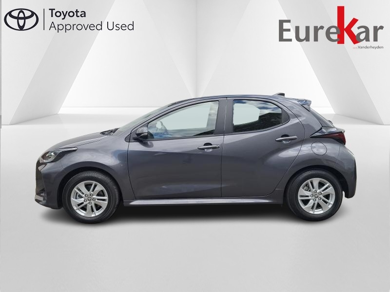 Toyota Yaris 1.5 HYBRID E-CVT - photo 4