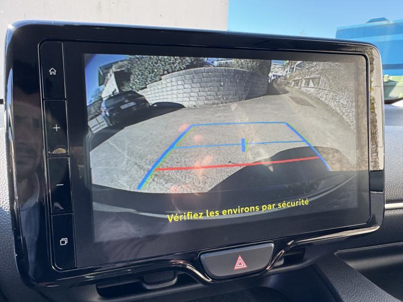 Toyota Yaris 1.5 HYBRID E-CVT - photo 10