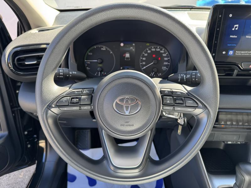 Toyota Yaris 1.5 HYBRID E-CVT - photo 6