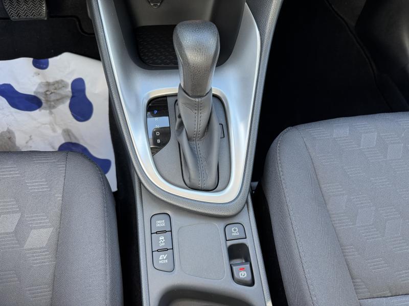 Toyota Yaris 1.5 HYBRID E-CVT DYNAMIC - photo 8
