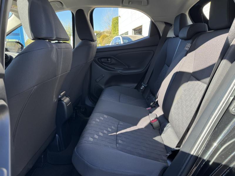Toyota Yaris 1.5 HYBRID E-CVT DYNAMIC - photo 15