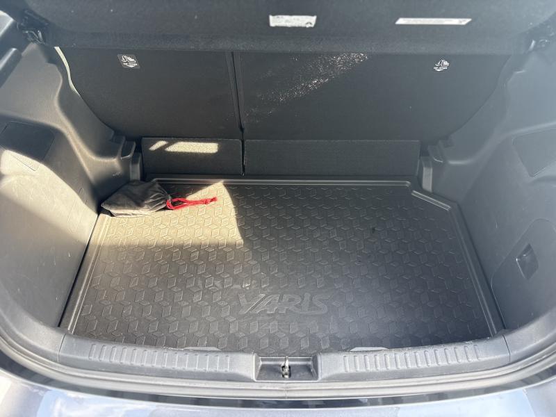 Toyota Yaris 1.5 HYBRID ICONIC - photo 20