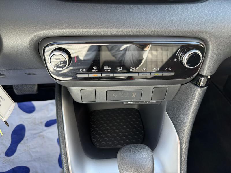 Toyota Yaris 1.5 HYBRID DYNAMIC - photo 9