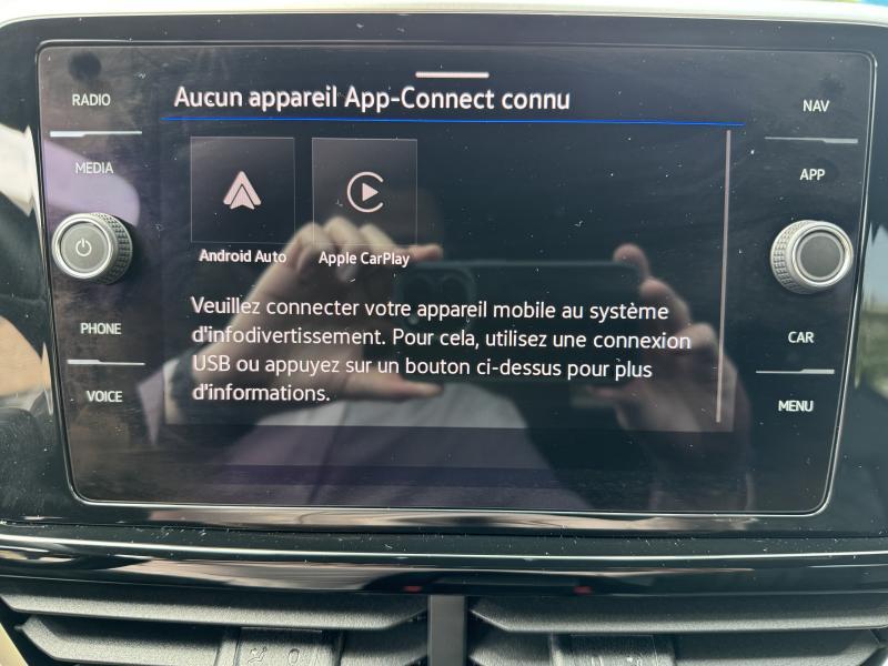 Volkswagen T-Roc 1.5 TSI DSG R-LINE - photo 11