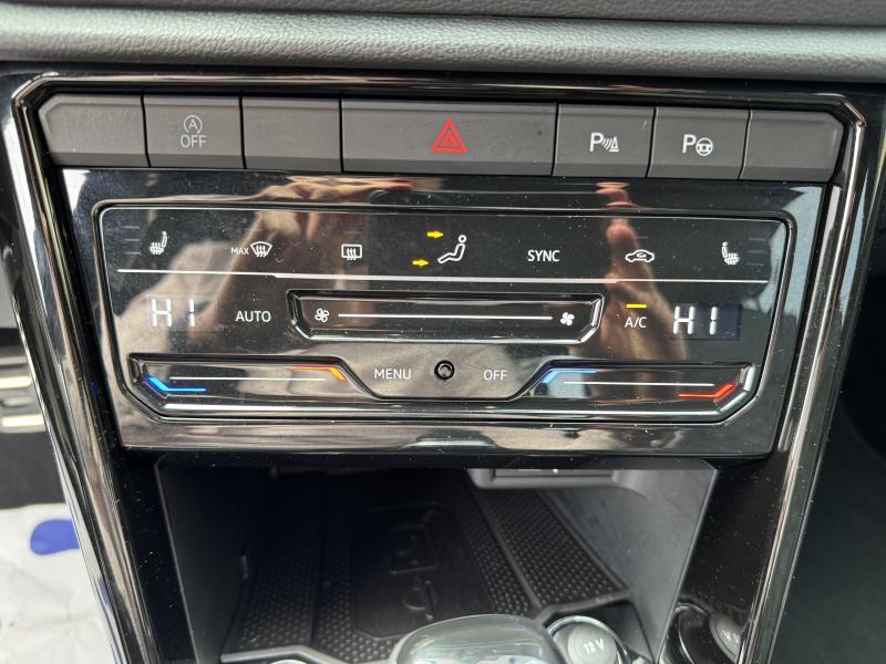 Volkswagen T-Roc 1.5 TSI DSG R-LINE - photo 9