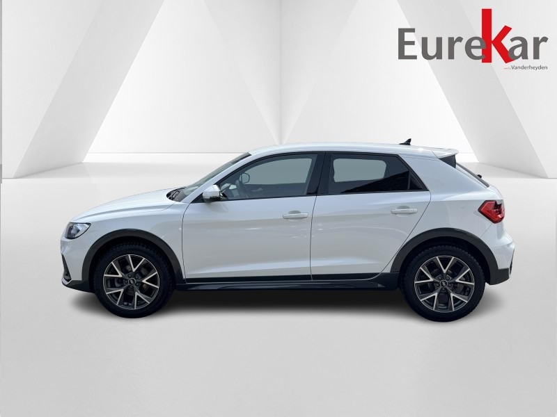 Audi A1 1.0 TFSI S TRONIC - photo 4