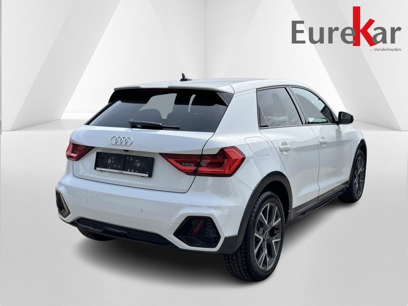 Audi A1 1.0 TFSI S TRONIC - photo 5