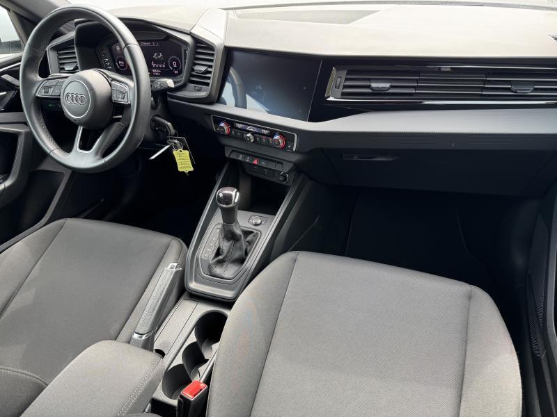 Audi A1 1.0 TFSI S TRONIC - photo 18