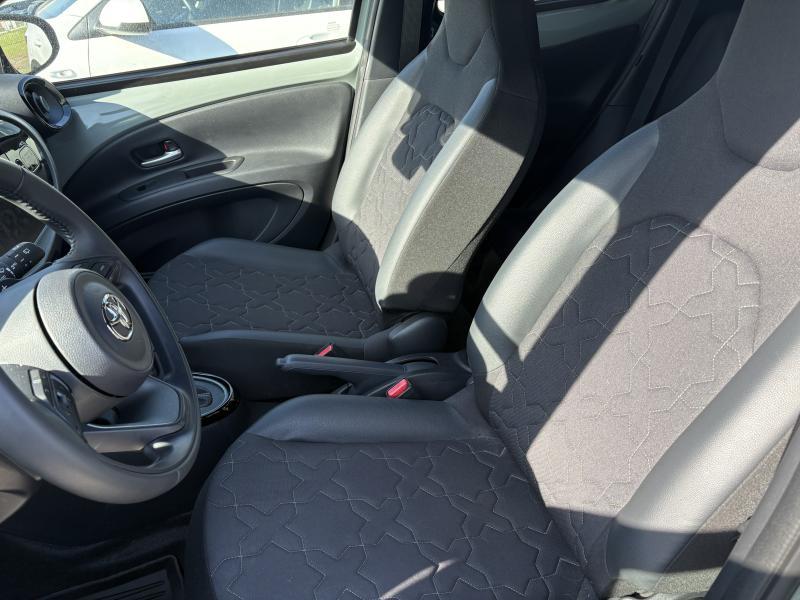Toyota Aygo X 1.0 VVT-I AIR ENVY CVT - photo 16