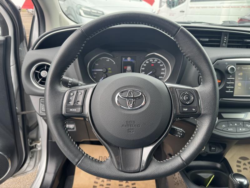 Toyota Yaris 1.5 HYBRID Y20 - photo 6