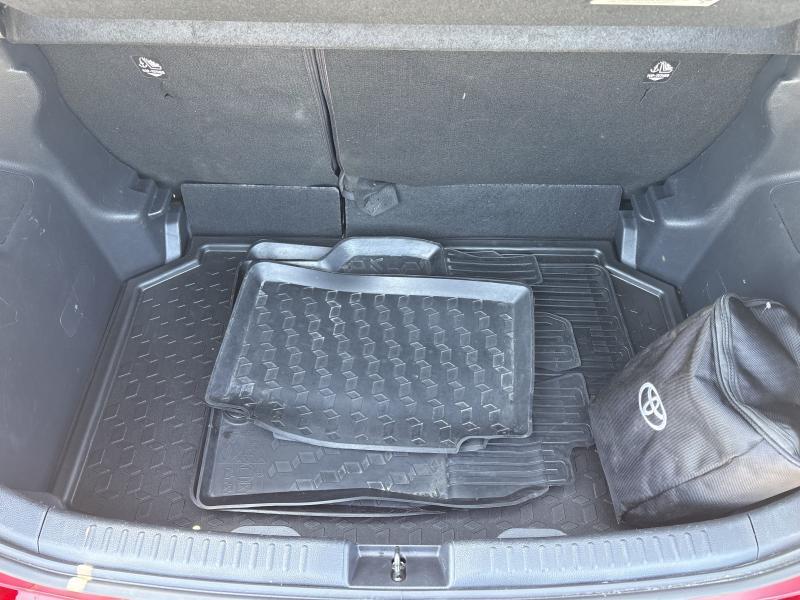Toyota Yaris 1.5 HYBRID ICONIC - photo 19