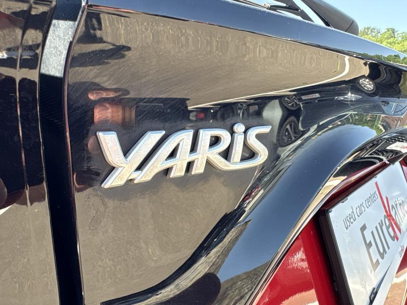 Toyota Yaris 1.5 HYBRID ICONIC - photo 6