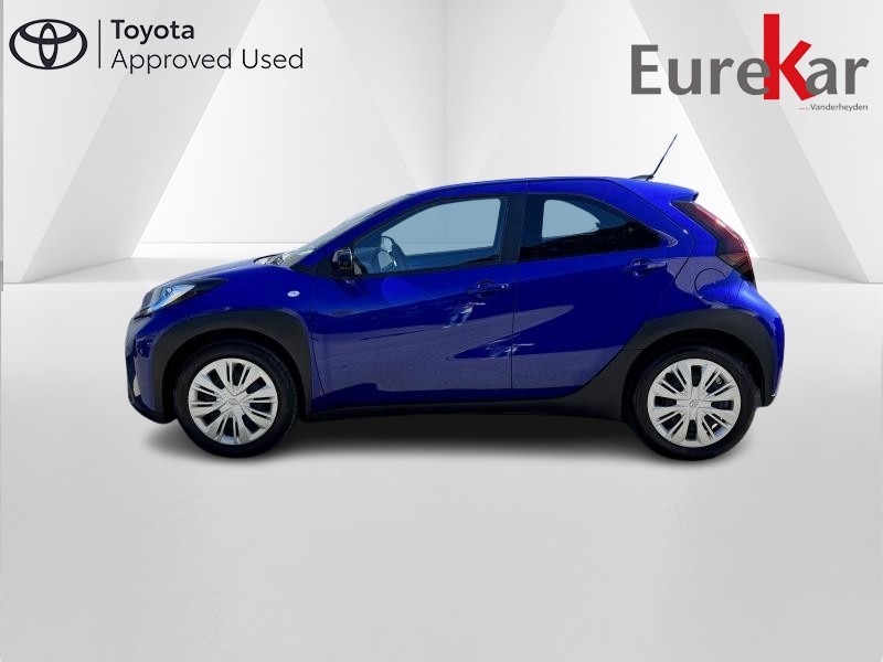 Toyota Aygo X 1.0 VVT-I X-PLAY - photo 4