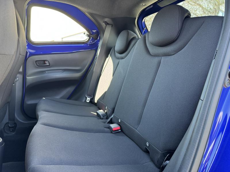 Toyota Aygo X 1.0 VVT-I X-PLAY - photo 16