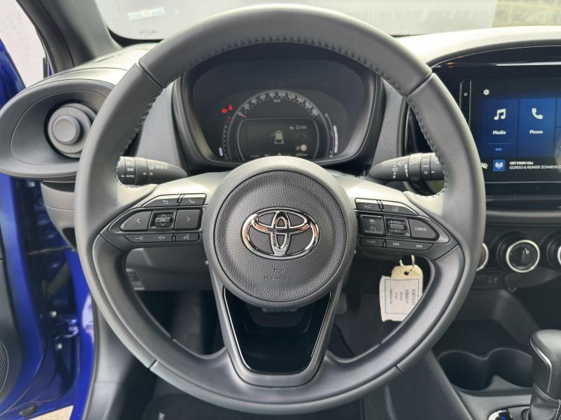 Toyota Aygo X 1.0 VVT-I X-PLAY CVT - photo 6