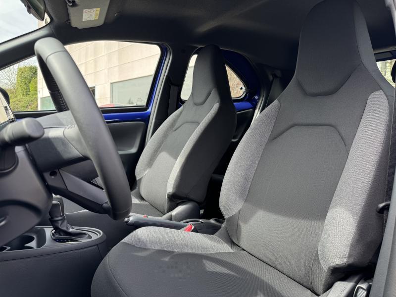 Toyota Aygo X 1.0 VVT-I X-PLAY CVT - photo 14